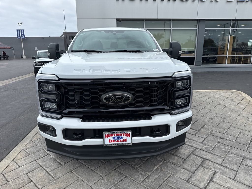 2026 Ford F-350SD XLT