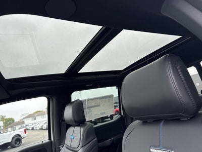 2026 Ford F-350SD Platinum DRW