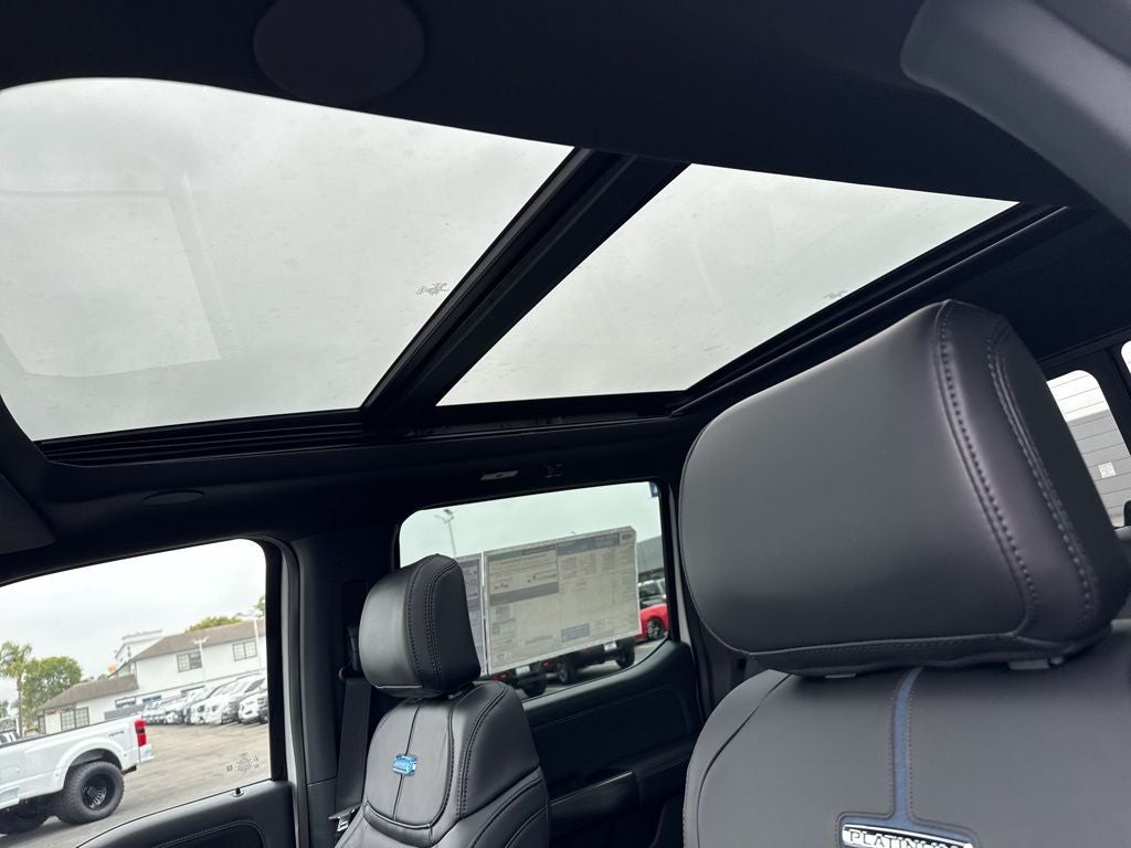 2026 Ford F-350SD Platinum DRW