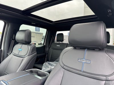 2026 Ford F-350SD Platinum DRW