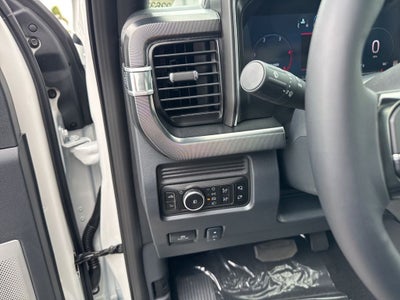 2026 Ford F-350SD Platinum DRW