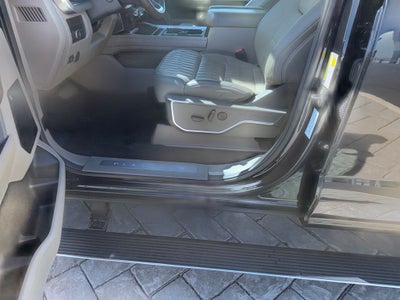 2025 Ford F-350SD Platinum DRW
