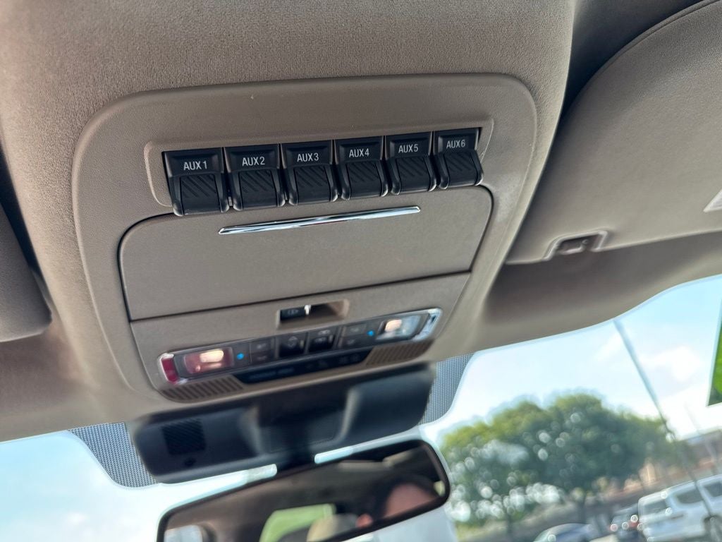 2025 Ford F-350SD Platinum DRW