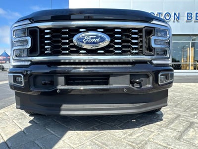2025 Ford F-350SD Platinum DRW