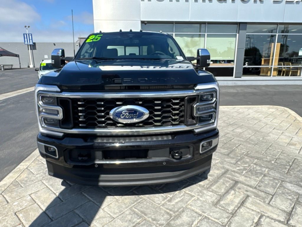2025 Ford F-350SD Platinum DRW