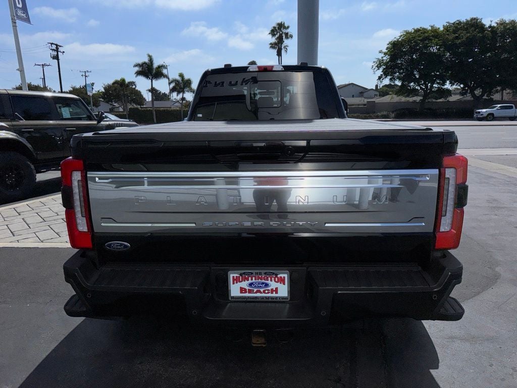 2025 Ford F-350SD Platinum DRW
