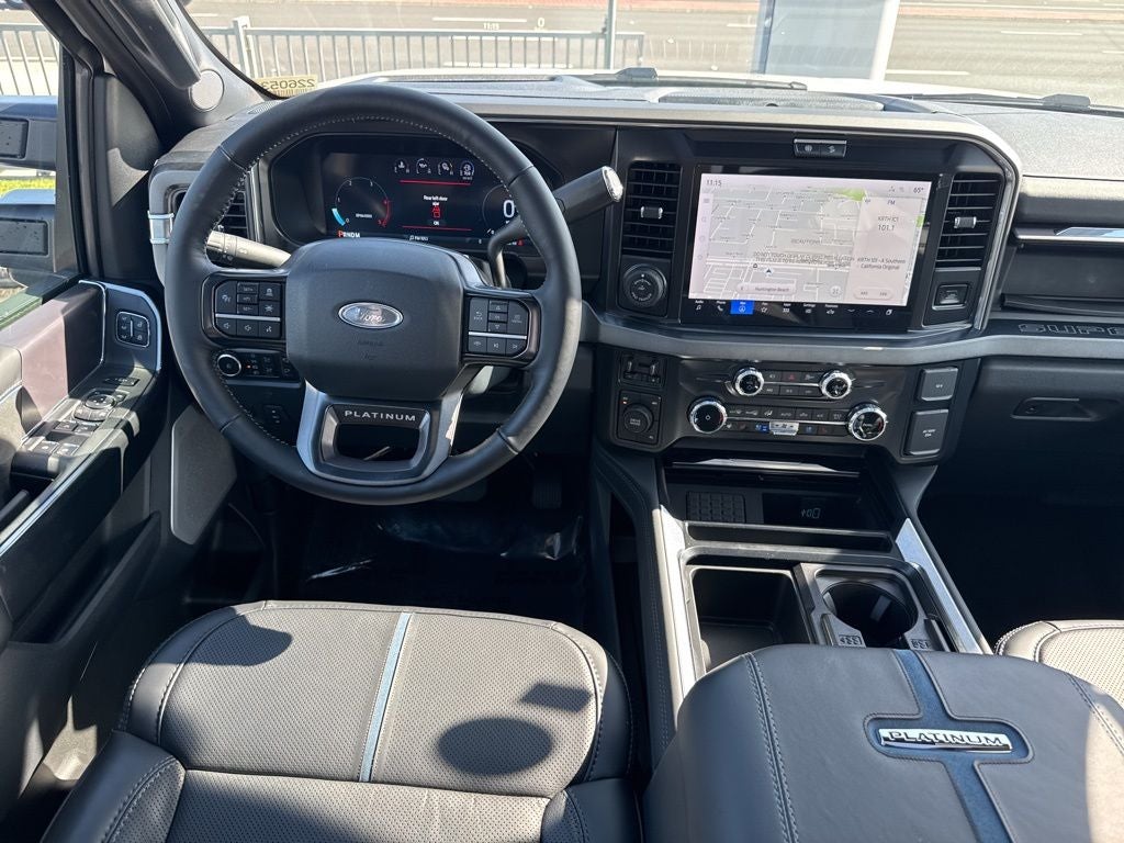 2026 Ford F-350SD Platinum DRW