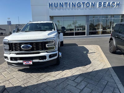 2026 Ford F-350SD Platinum DRW