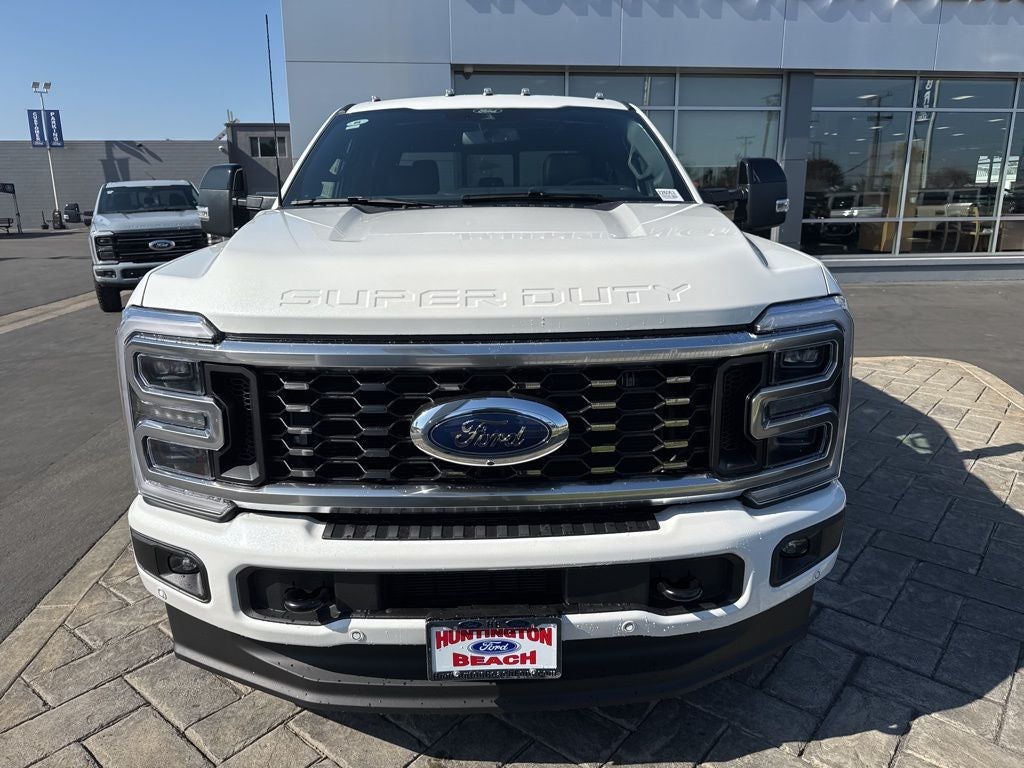 2026 Ford F-350SD Platinum DRW