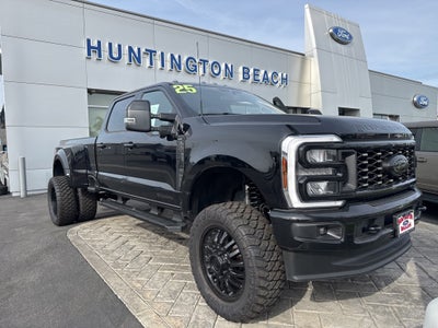 2025 Ford F-350SD Lariat DRW