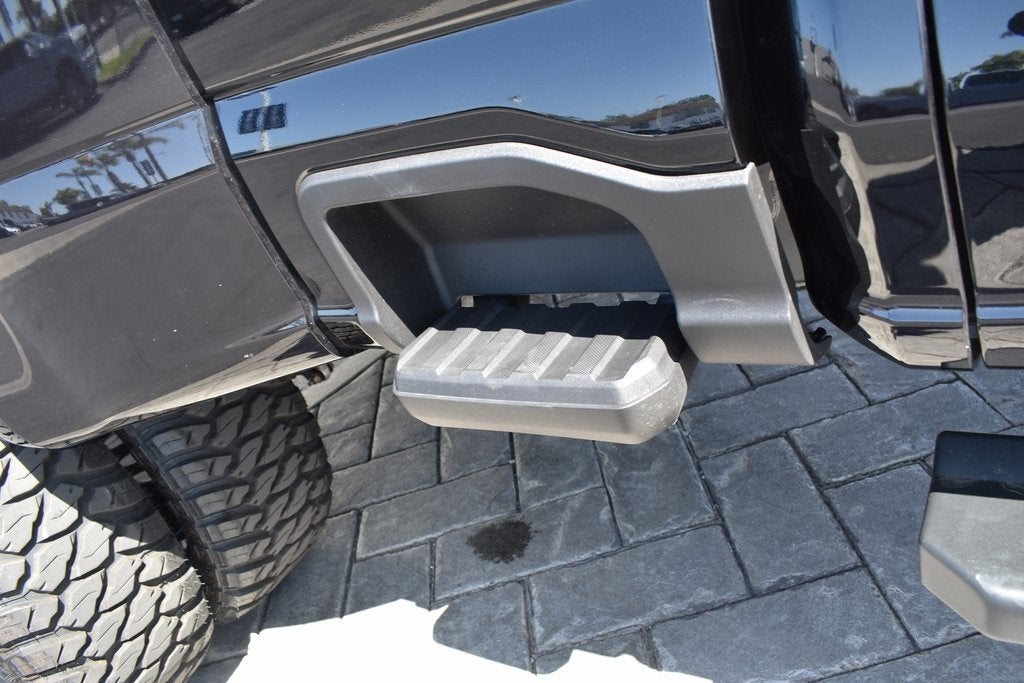 2025 Ford F-350SD Lariat DRW