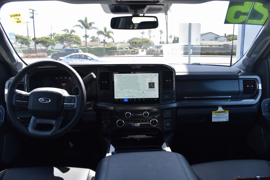 2025 Ford F-350SD Lariat DRW