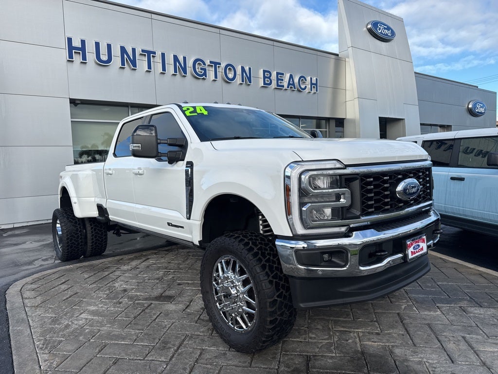 2024 Ford F-350SD Lariat DRW