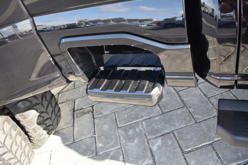 2025 Ford F-350SD Lariat DRW