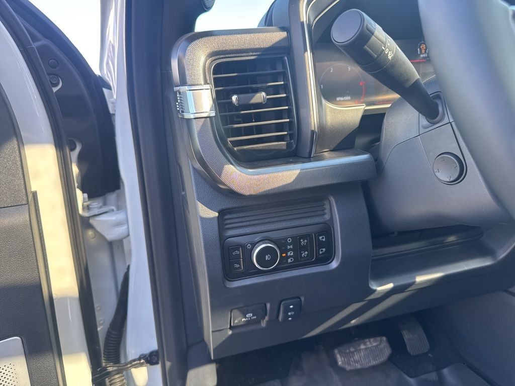 2026 Ford F-450SD Platinum DRW