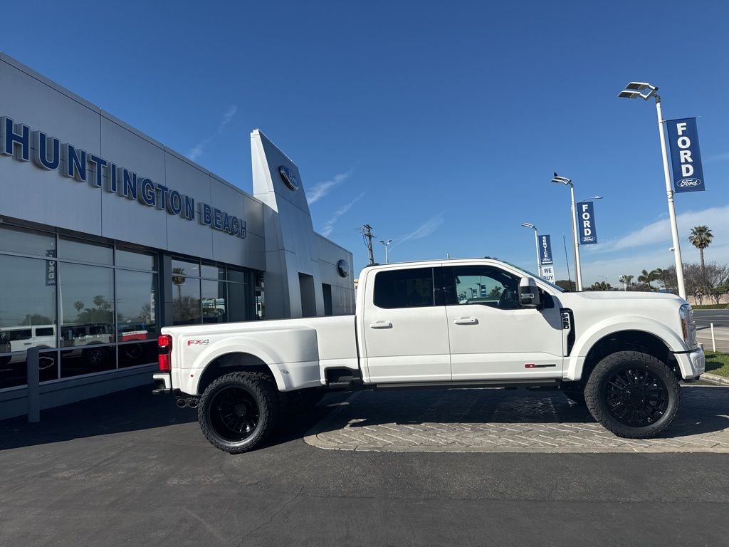 2026 Ford F-450SD Platinum DRW