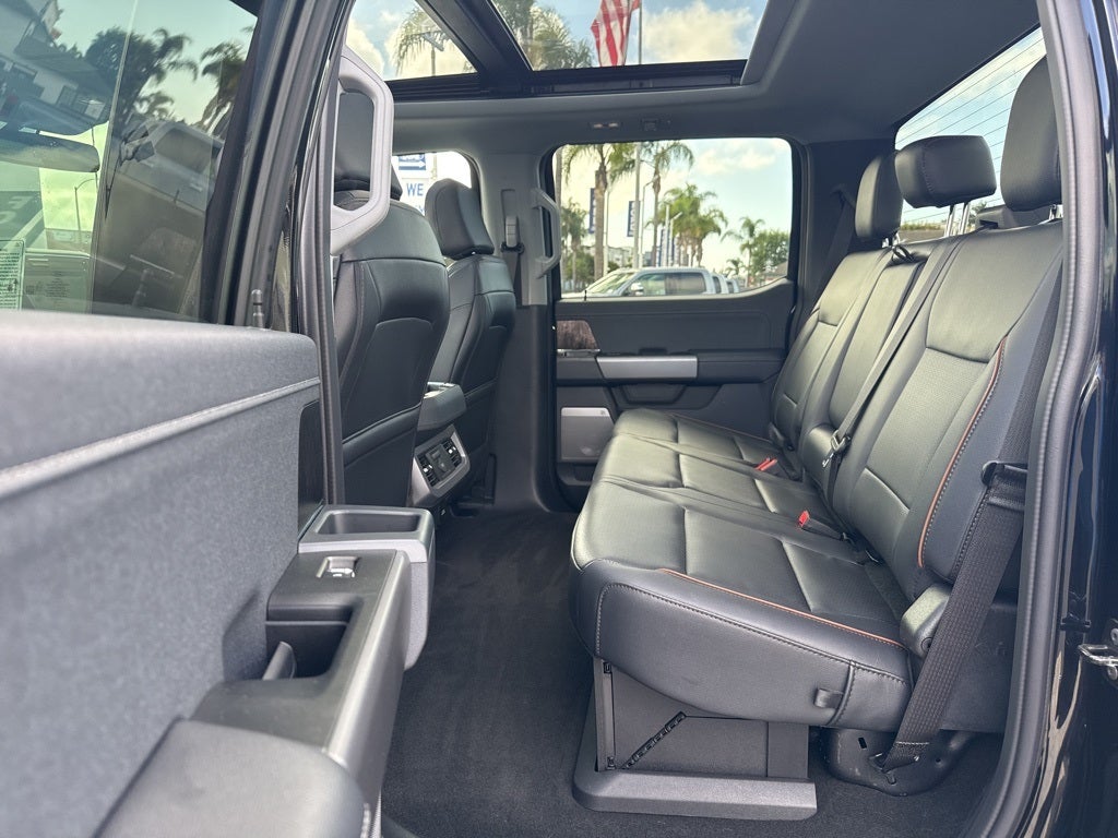 2026 Ford F-450SD Lariat DRW