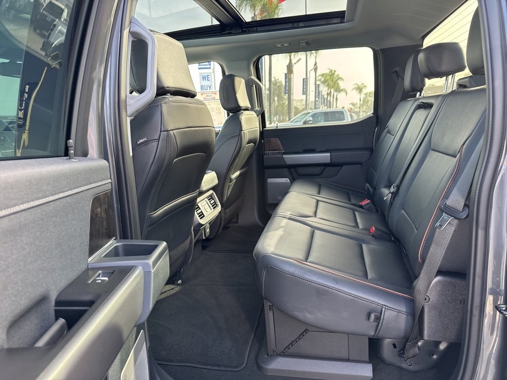 2026 Ford F-450SD Lariat DRW