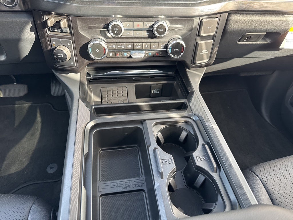 2026 Ford F-450SD Lariat DRW