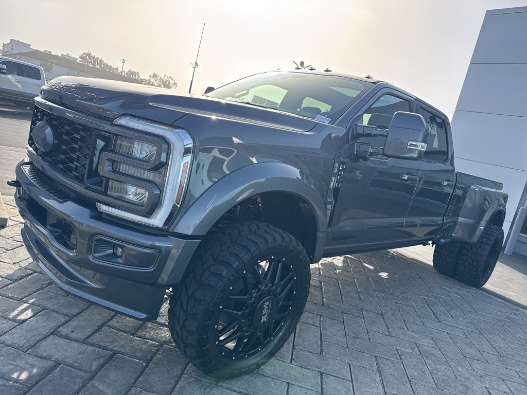 2026 Ford F-450SD Lariat DRW