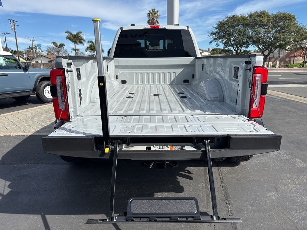 2026 Ford F-450SD Platinum DRW