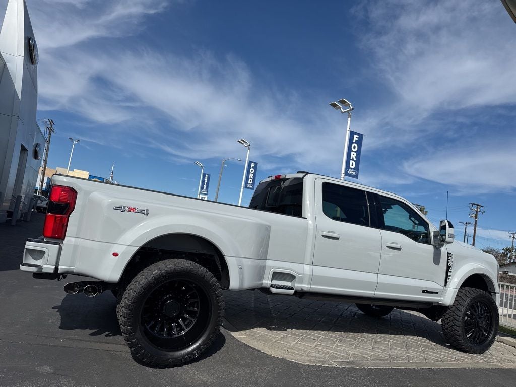 2026 Ford F-450SD Platinum DRW