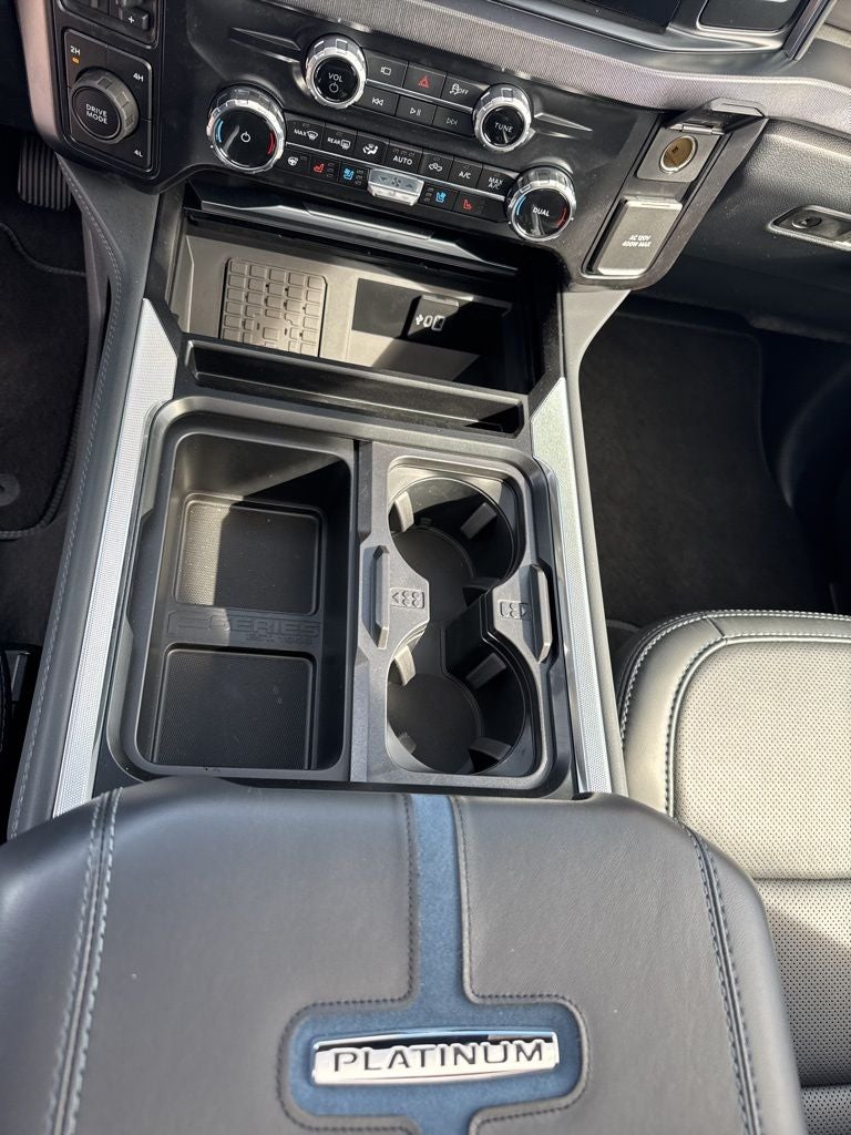 2026 Ford F-450SD Platinum DRW