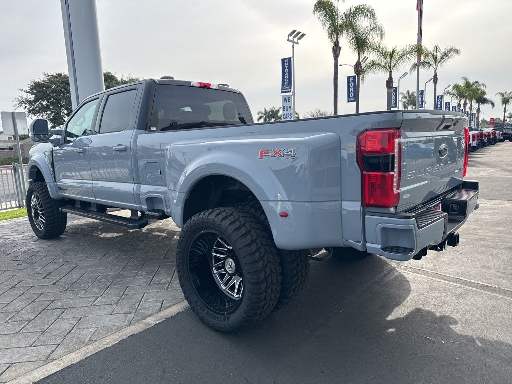 2025 Ford F-450SD Lariat DRW