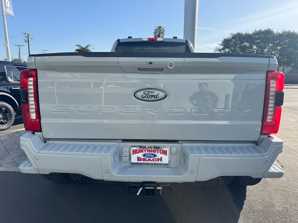 2026 Ford F-450SD Lariat DRW