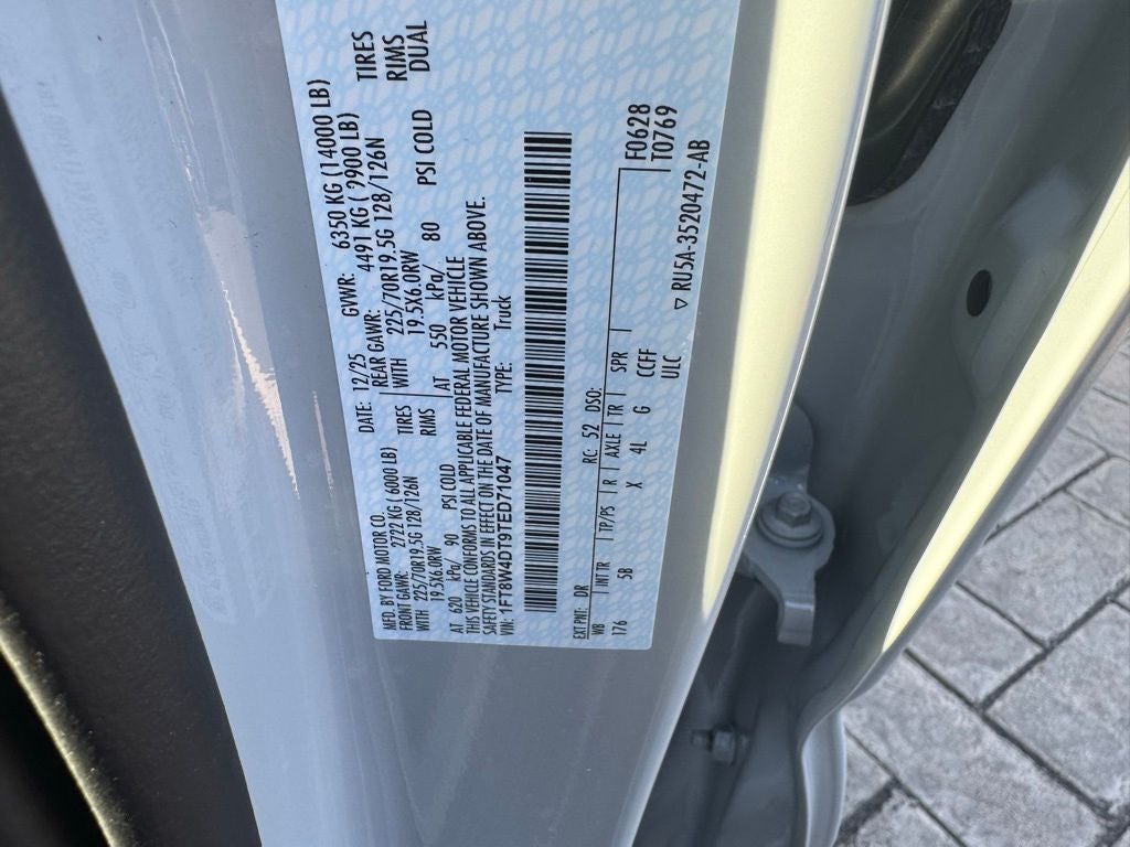 2026 Ford F-450SD Lariat DRW