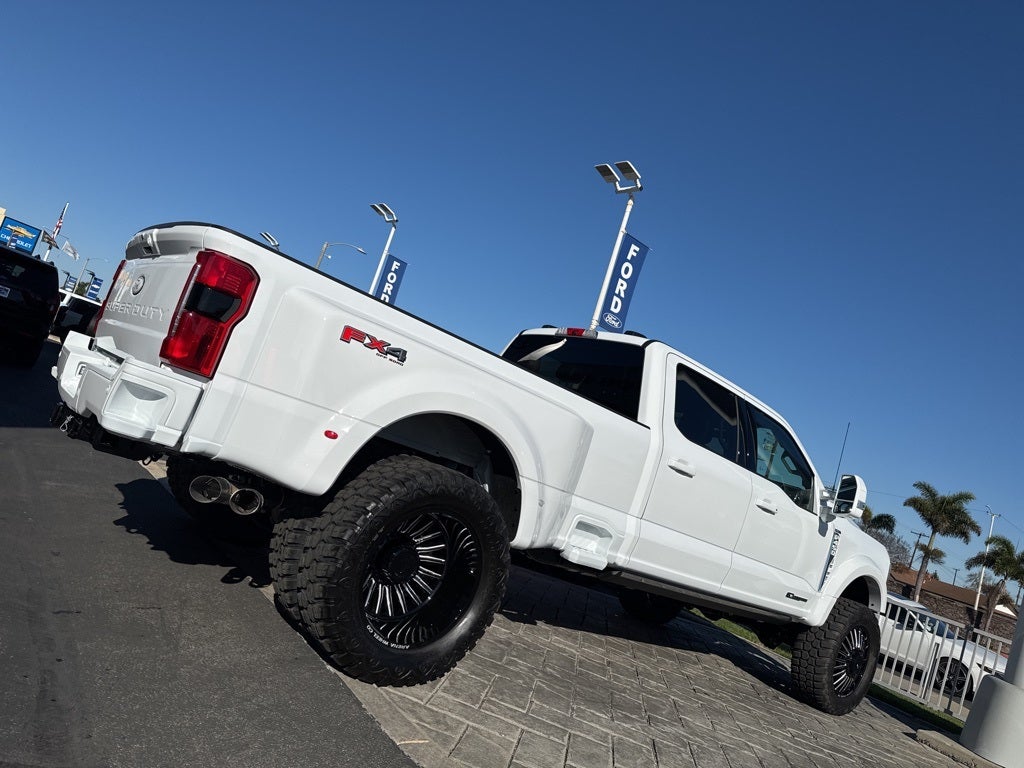 2026 Ford F-450SD Lariat DRW