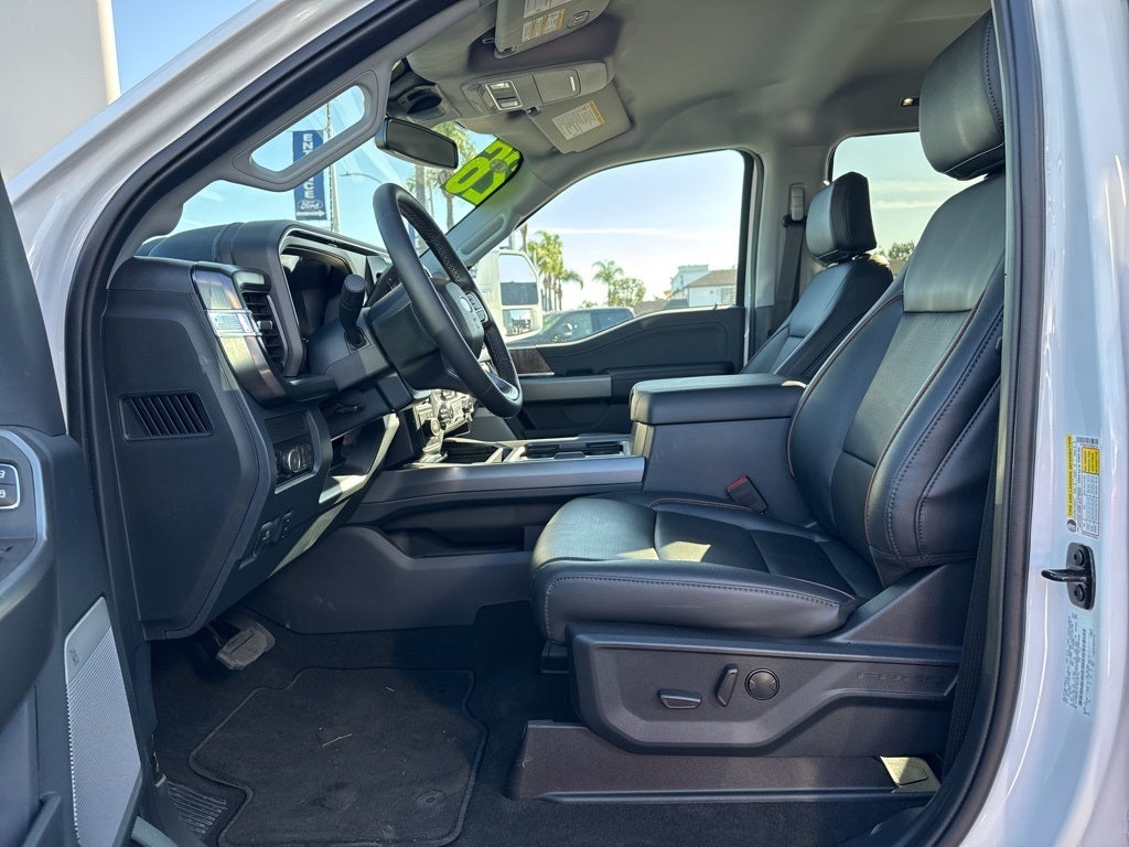 2026 Ford F-450SD Lariat DRW