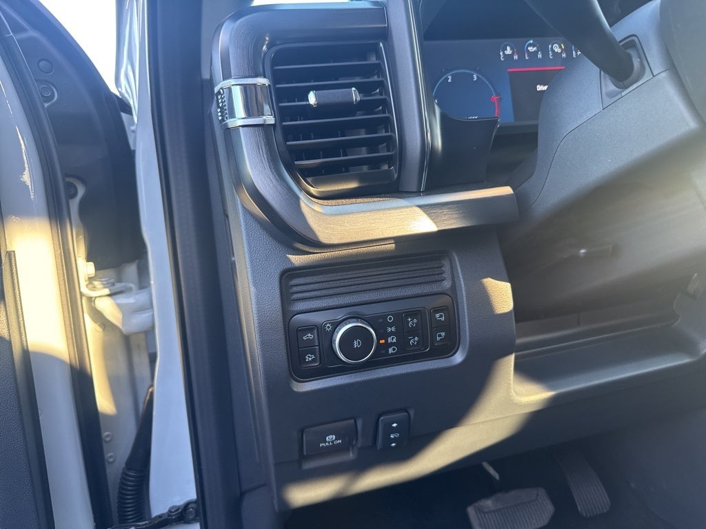 2026 Ford F-450SD Lariat DRW