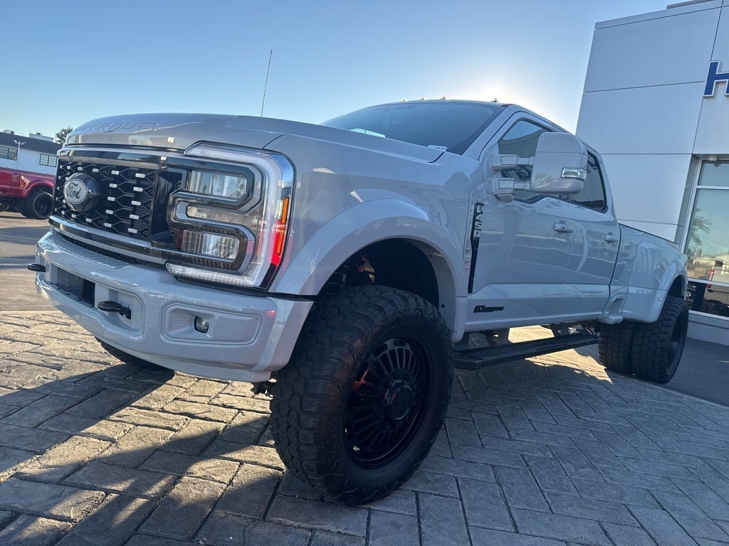 2026 Ford F-450SD Lariat DRW
