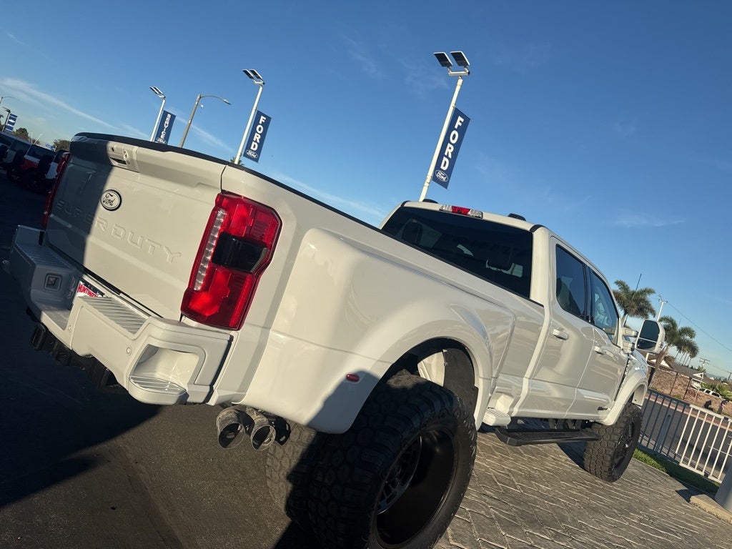 2026 Ford F-450SD Lariat DRW