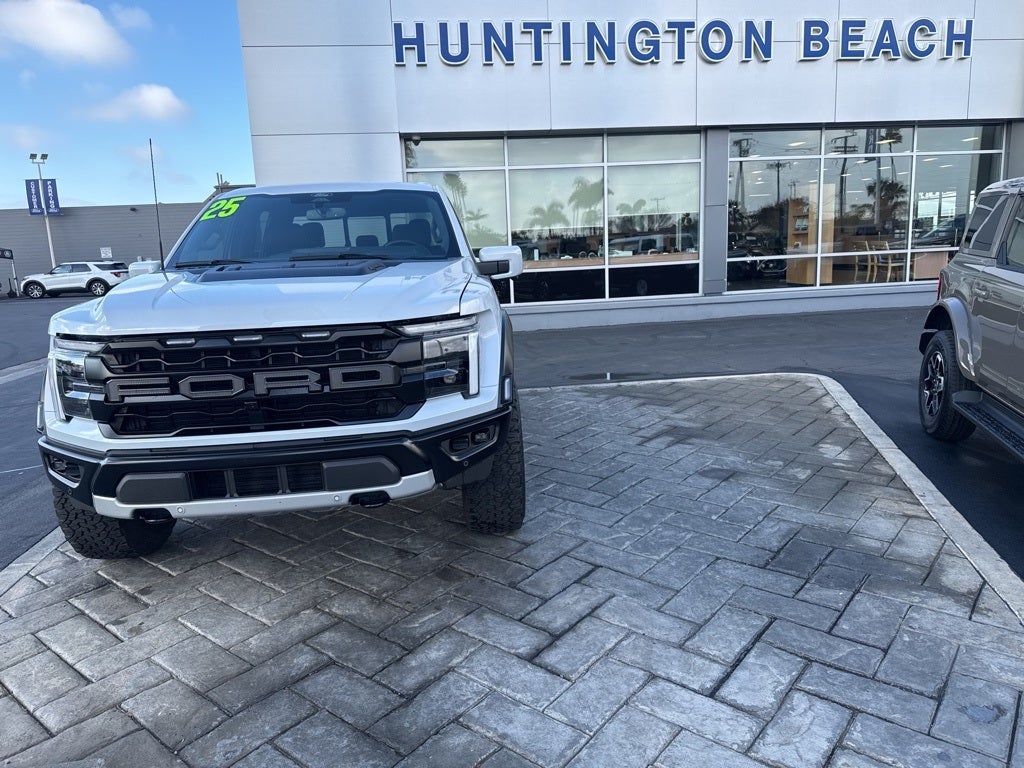 2025 Ford F-150 Raptor