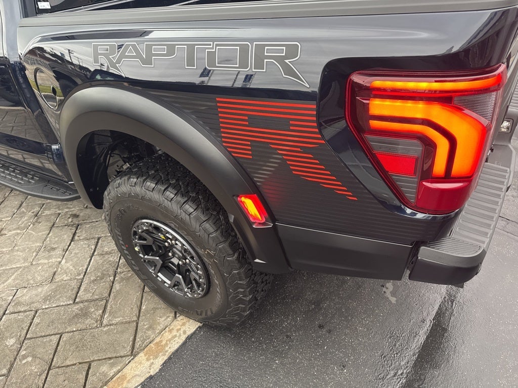 2025 Ford F-150 Raptor R