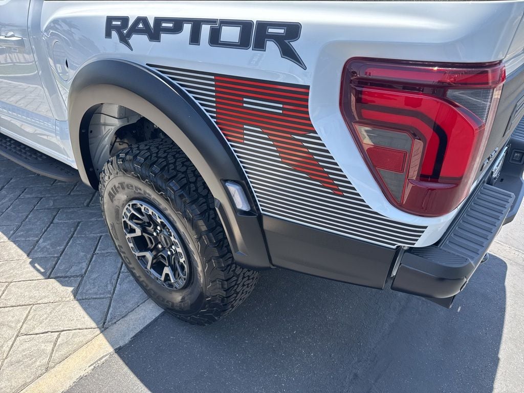 2025 Ford F-150 Raptor R