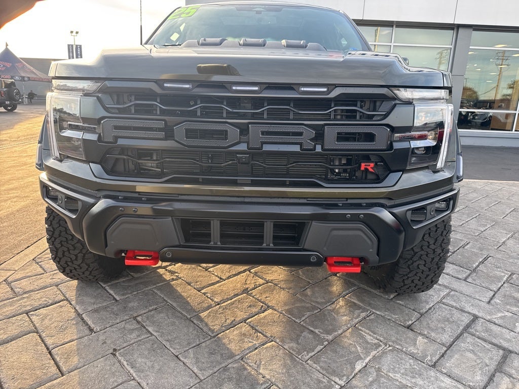 2025 Ford F-150 Raptor R