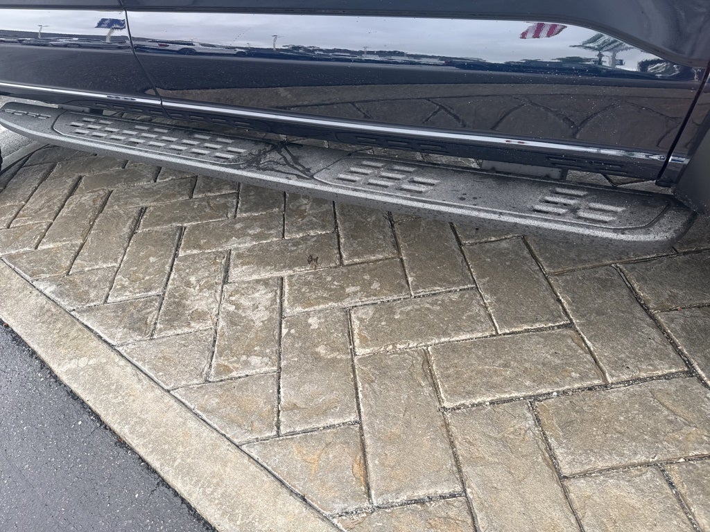 2025 Ford F-150 Raptor R