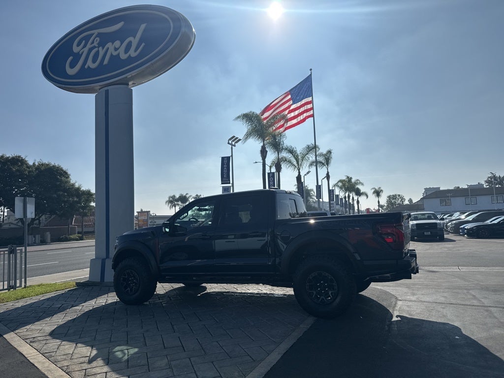 2025 Ford F-150 Raptor R
