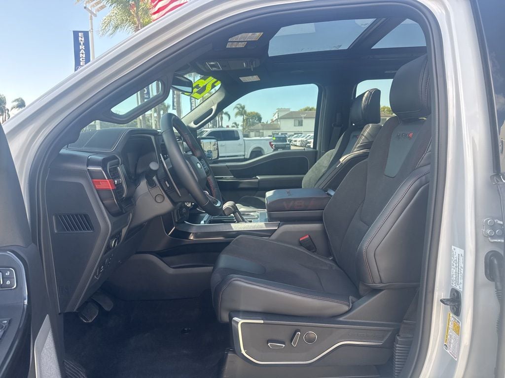 2025 Ford F-150 Raptor R