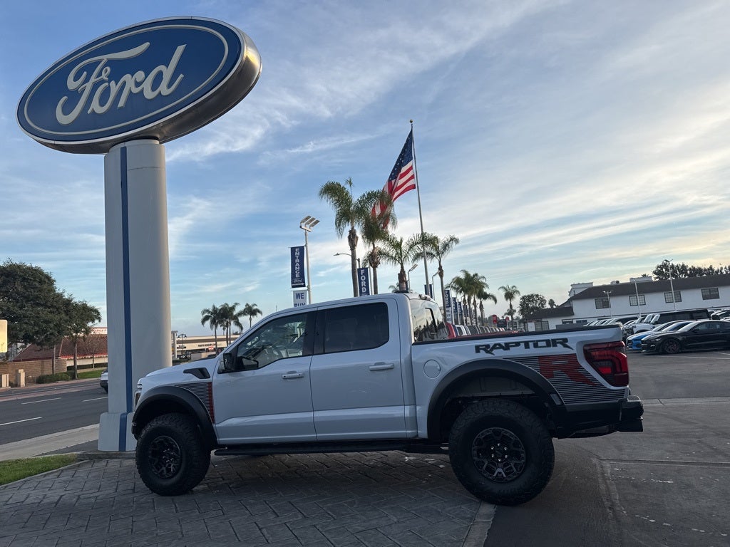 2025 Ford F-150 Raptor R