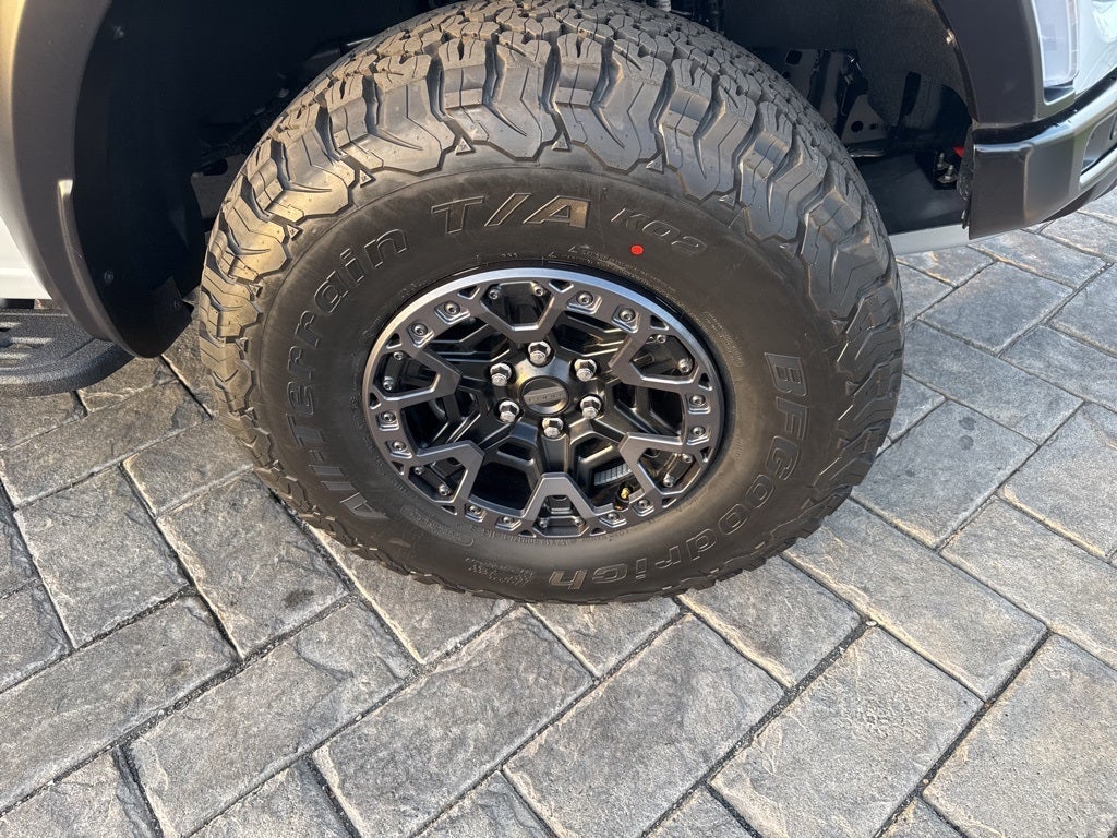 2025 Ford F-150 Raptor R