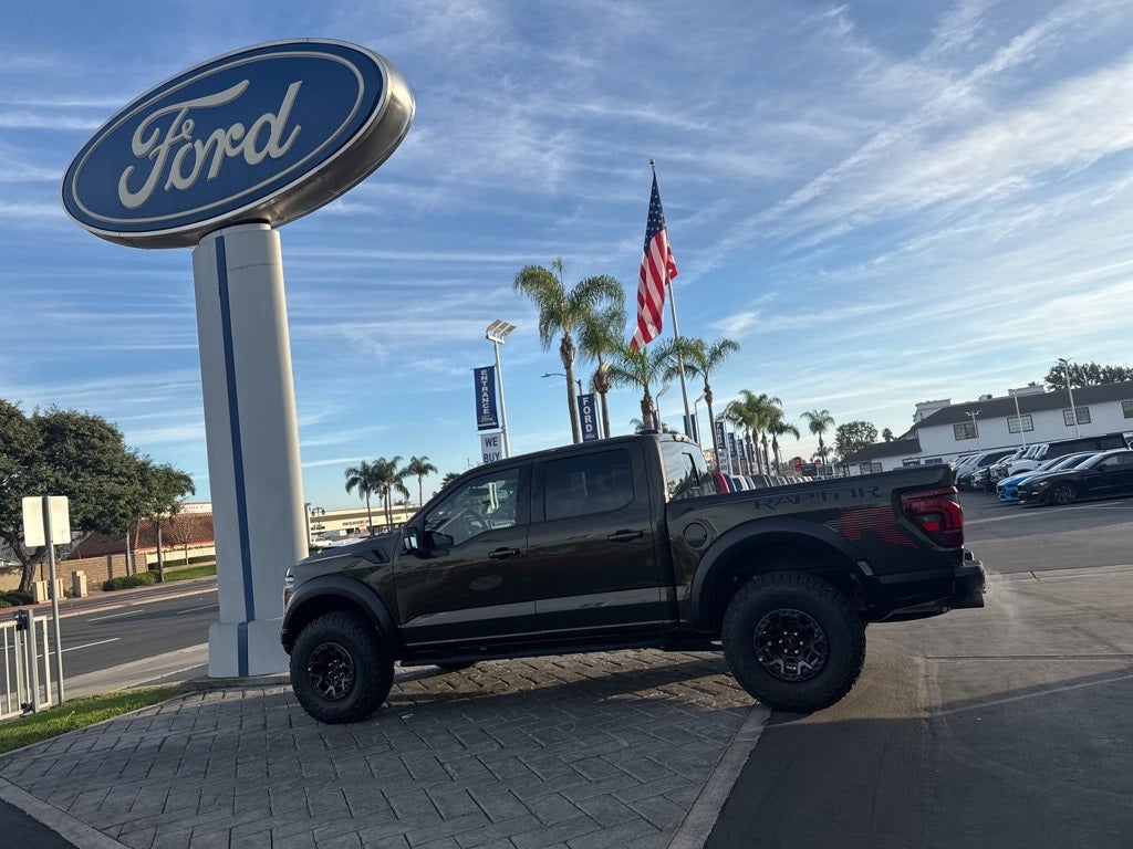2025 Ford F-150 Raptor R