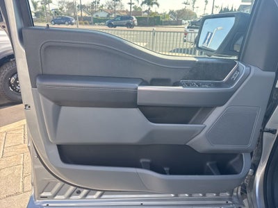 2025 Ford F-150 Lightning XLT