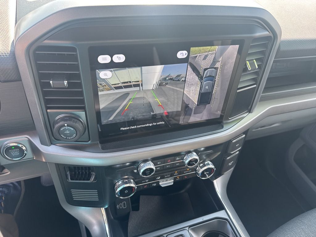 2025 Ford F-150 Lightning XLT