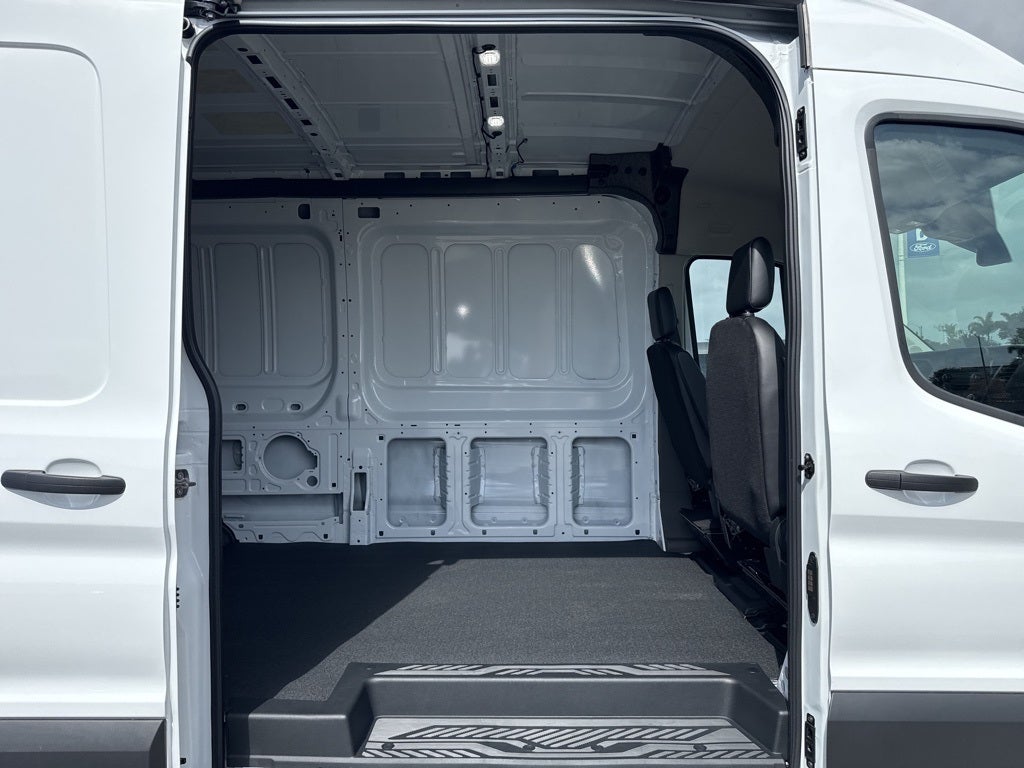 2025 Ford Transit-150 Base