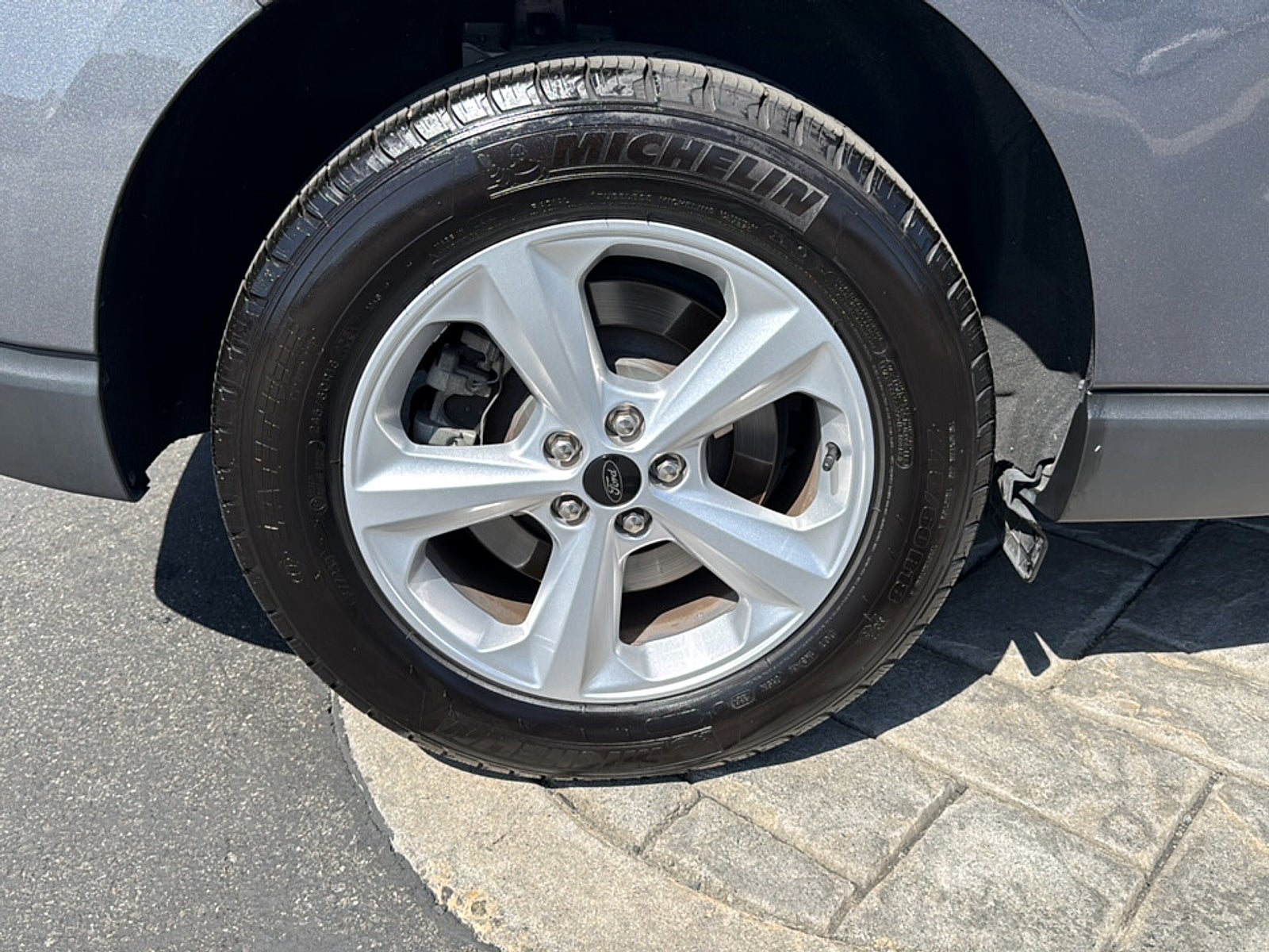 2024 Ford Edge SE