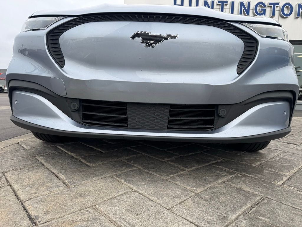 2022 Ford Mustang Mach-E Select